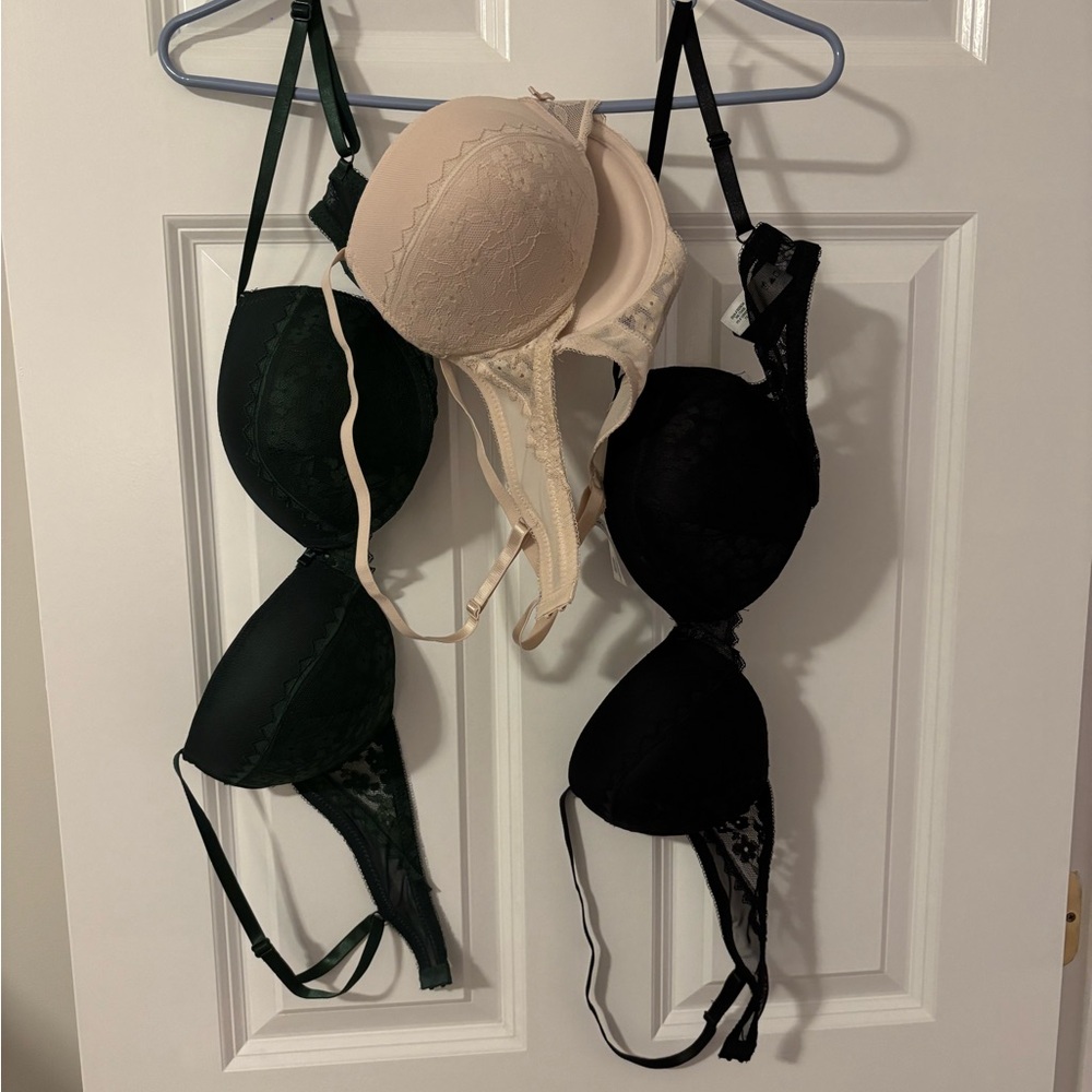 Lace Push-Up Bra Set - Black, Cream, and Green